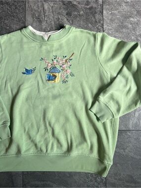 Vintage Kim Rogers Mint Green Collared embroidered Sweatshirt Sz S with birds